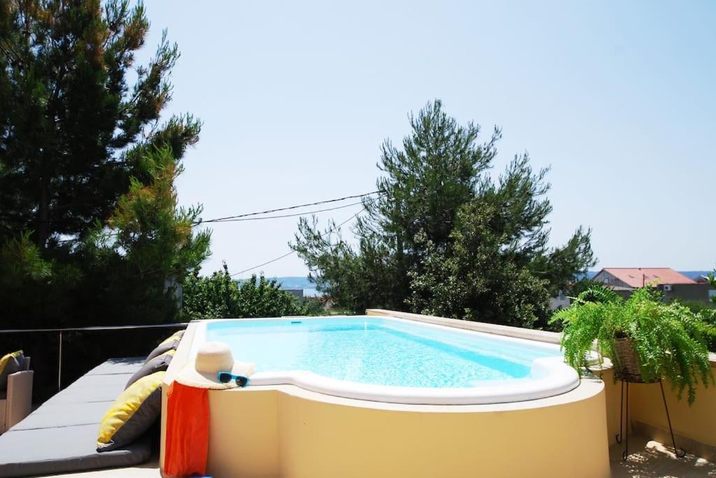 Apartmant With Pool 8 Kastela Exterior photo
